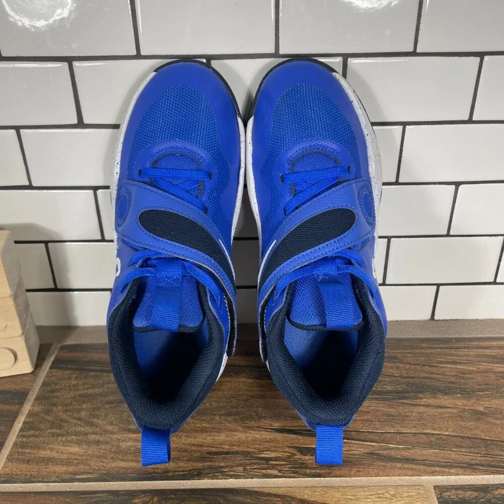 Nike Team Hustle D 11 Youth Boys Size 5Y Shoes Blue Pull On Basketball Sneakers